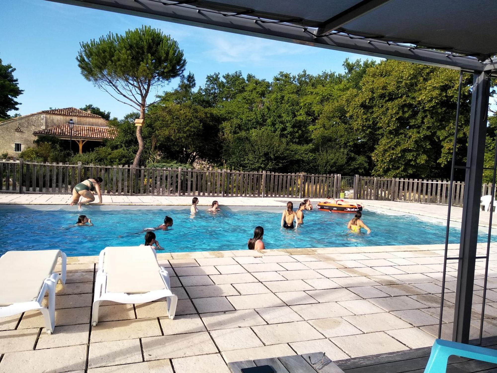 Le Vignal Villa Monflanquin Exteriör bild
