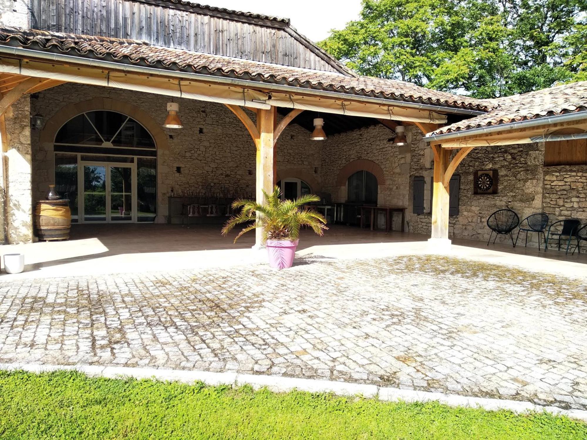 Le Vignal Villa Monflanquin Exteriör bild